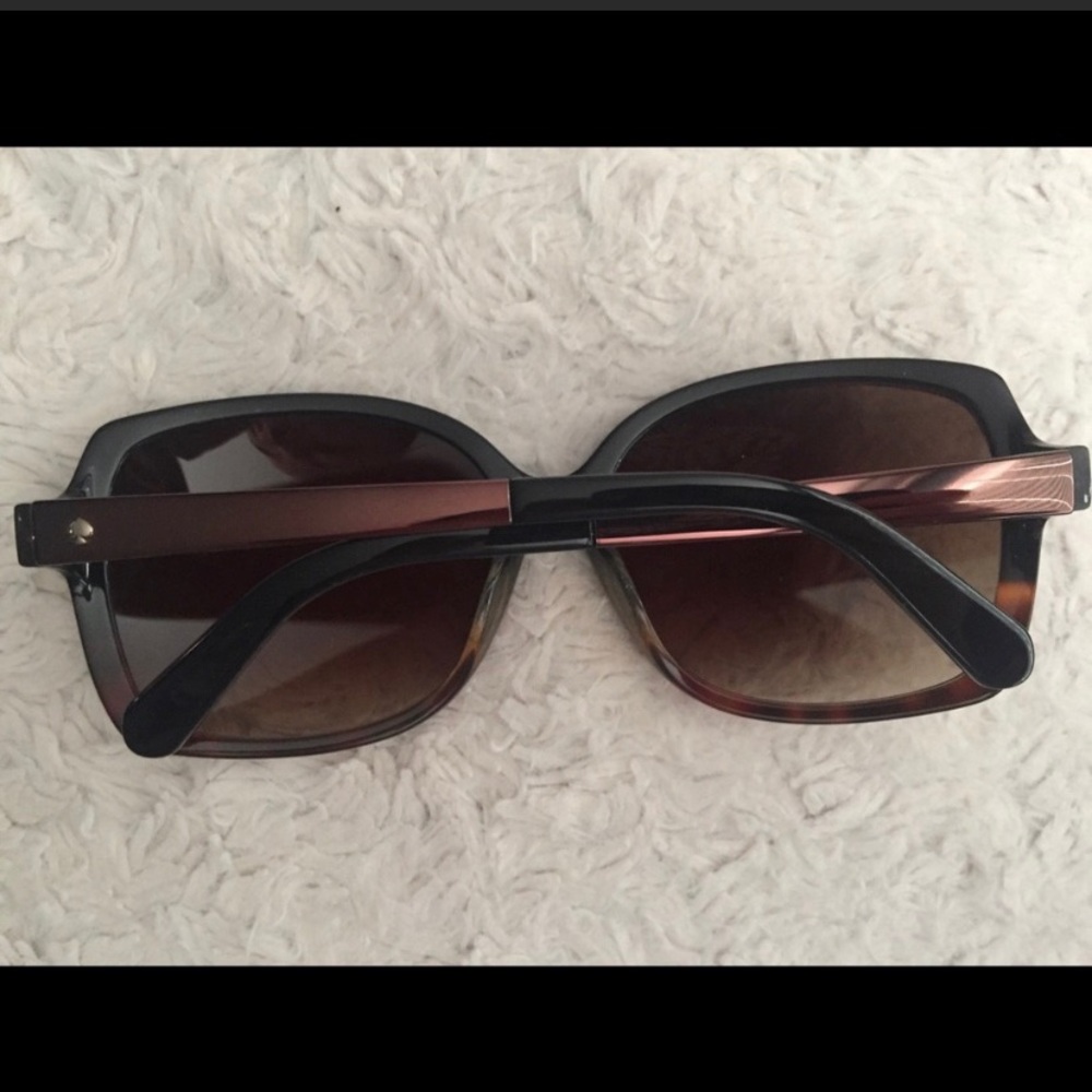 New Kate Spade Sunglasses with Case & Cloth - Picture 4 of 8